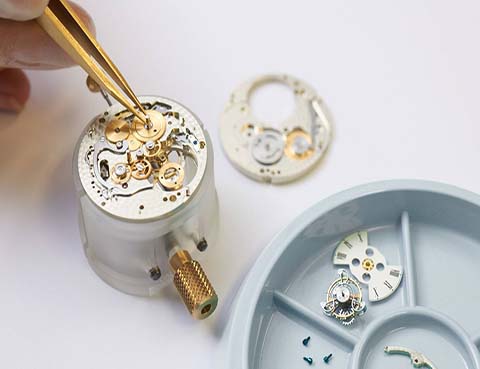 宇舶手表维修点（宇舶清洗机芯）